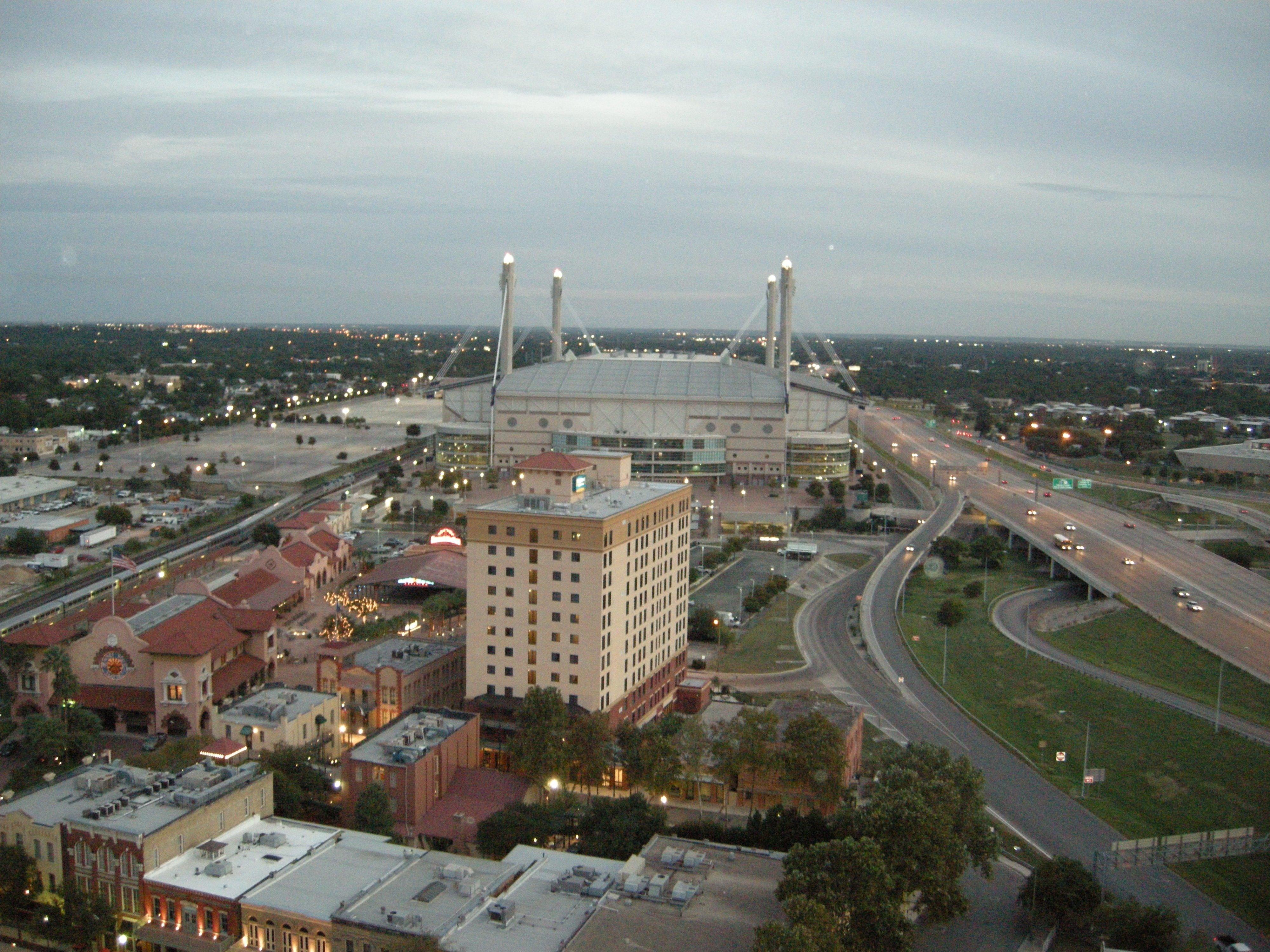 Staybridge Suites San Antonio Downtown Convention Center, An Ihg Hotel Exterior photo