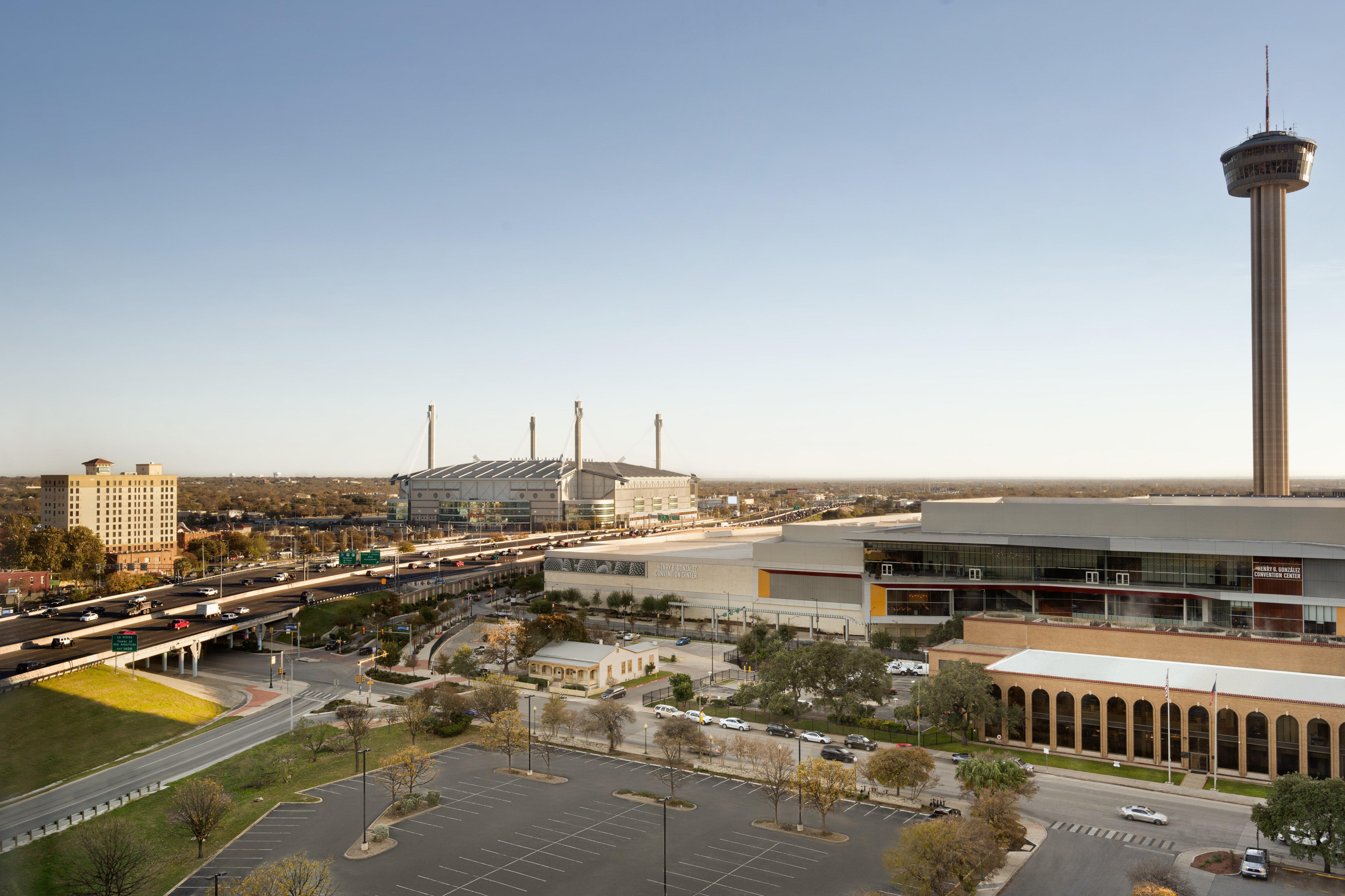 Staybridge Suites San Antonio Downtown Convention Center, An Ihg Hotel Exterior photo